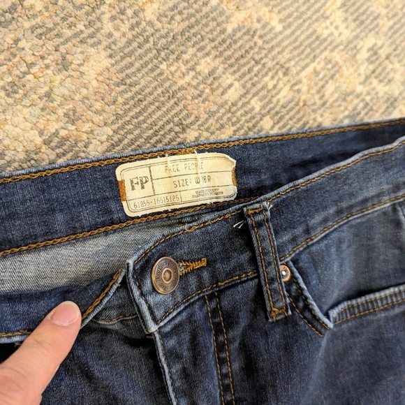 Free people high rise busted skinny jeans - Picture 3 of 4